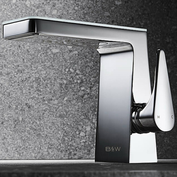 Смеситель для раковины "Black&Whitе" U7323 Смеситель для раковины "Black&Whitе" U7323