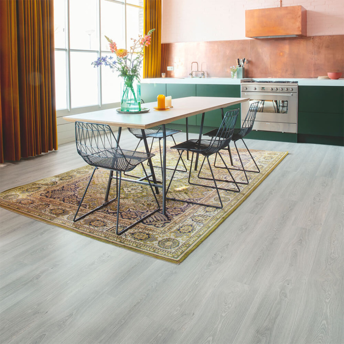 Плитка виниловая Quick-Step Atmosphere ASPC20249 Дуб светлый гладкий