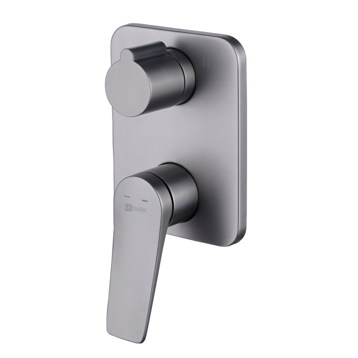 Смеситель для ванны и душа Lemark Bronx LM3727GM, встраиваемый